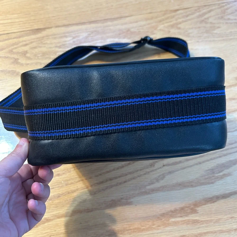 Kalimar Black Leather Camera Carrying Bag‎ Shoulder Strap Crossbody Compartments